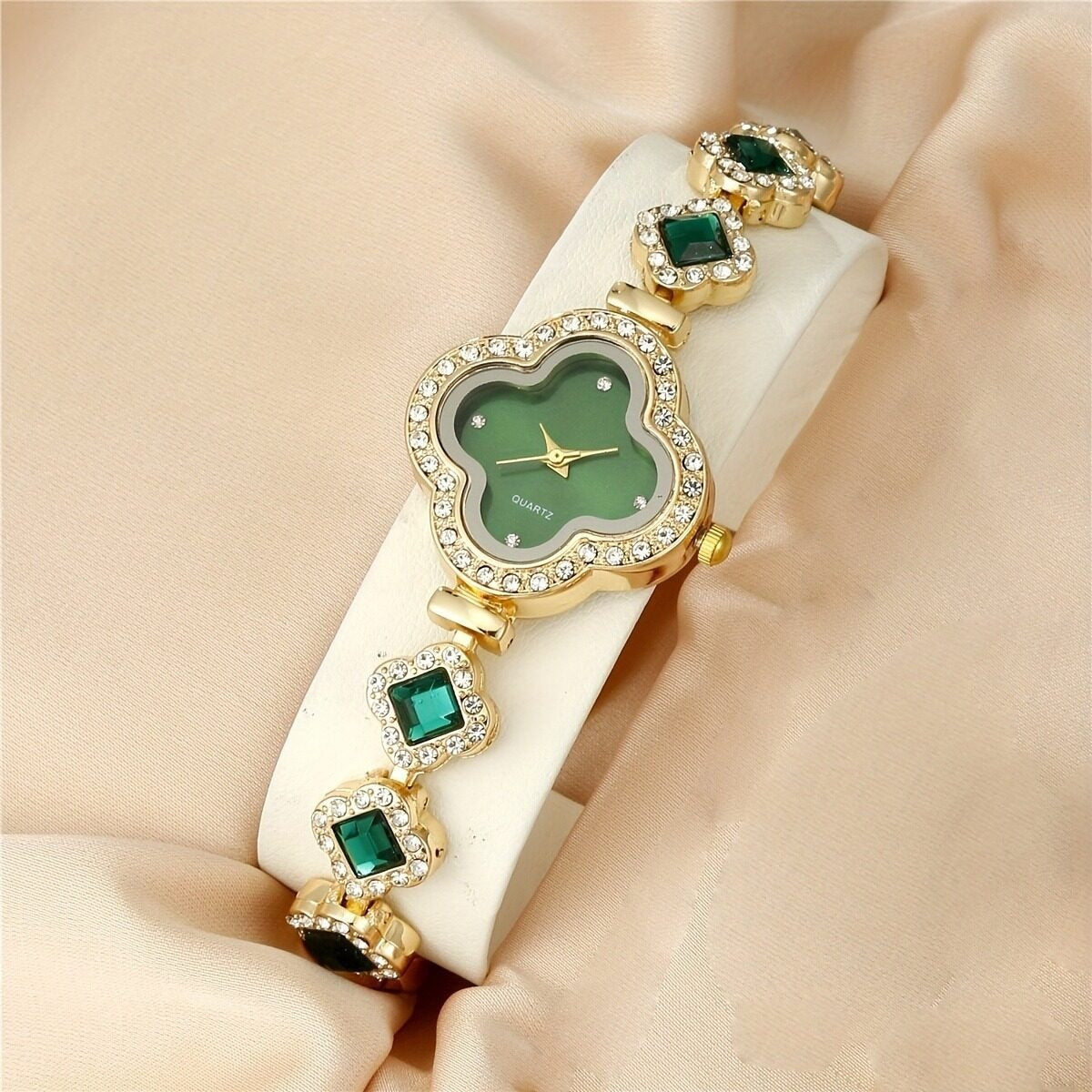 Zircon Emerald Van Cleef Watch for Her RiwayatbyRida