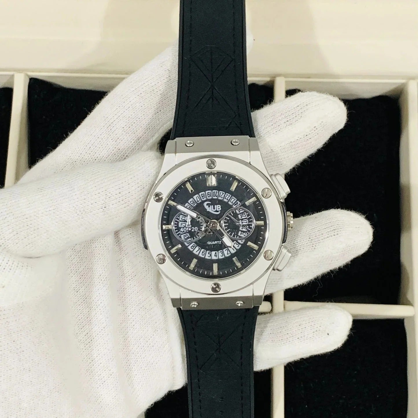 Hublot Classic Fusion Men’s Quartz Watch – Stainless Steel Case with Black Leather Strap RiwayatbyRida