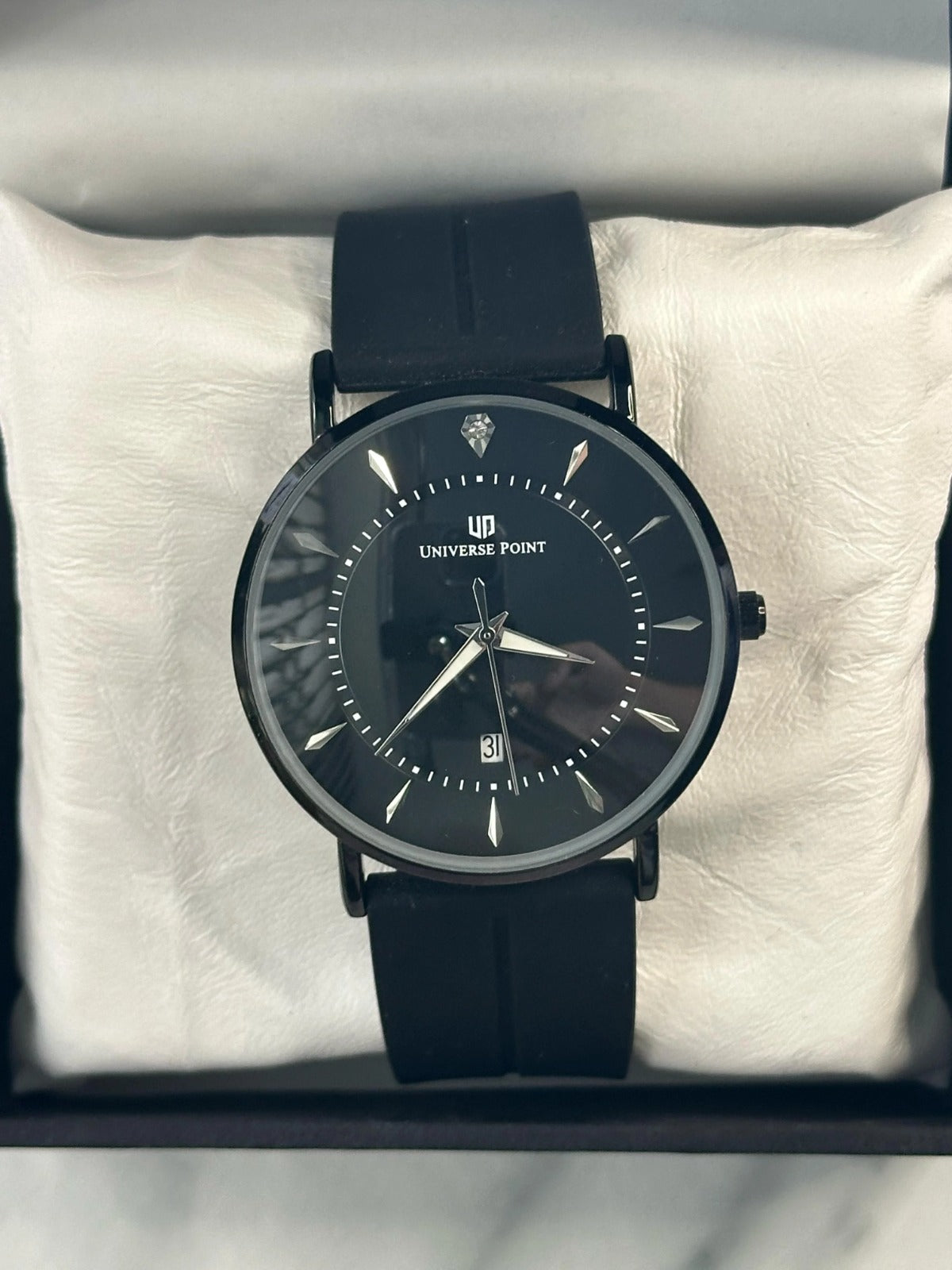 Universal Point Watch for men Slim Black- Magnetic Strap Watch in Pakistan RiwayatbyRida